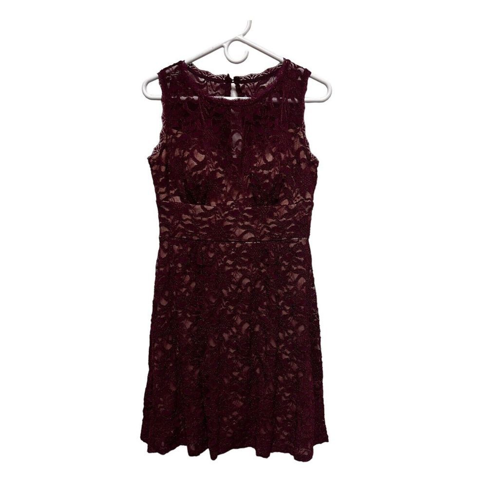 CB Established 1962 Burgundy Lace Metallic Fit & Flare Dress Size 6 Keyhole Back